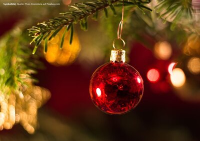 Weihnachtsbaum aufstellen in Dallmin